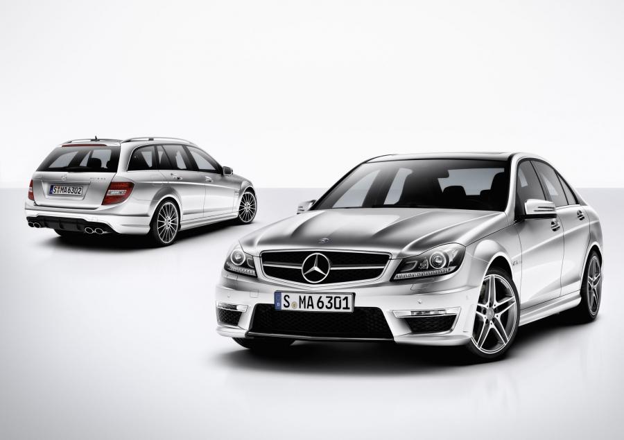  Mercedes-Benz C63 AMG 2011 года  (фото 19 из 25)